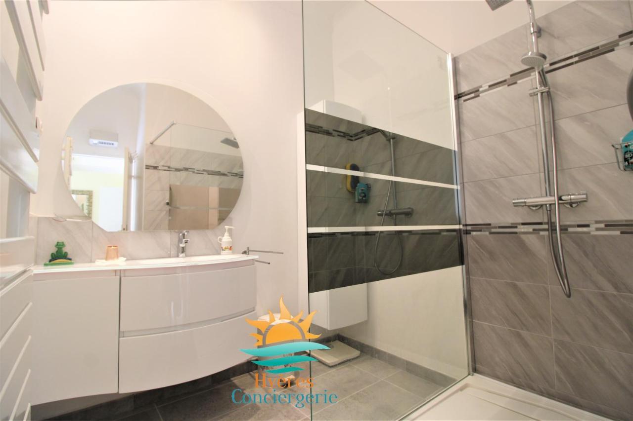 Ferienwohnung T3 Standing-Splendide vue mer - Piscine/Parking Hyères Exterior foto