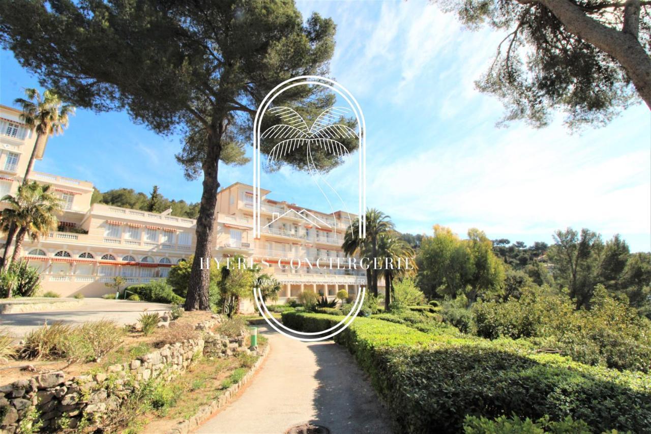 Ferienwohnung T3 Standing-Splendide vue mer - Piscine/Parking Hyères Exterior foto